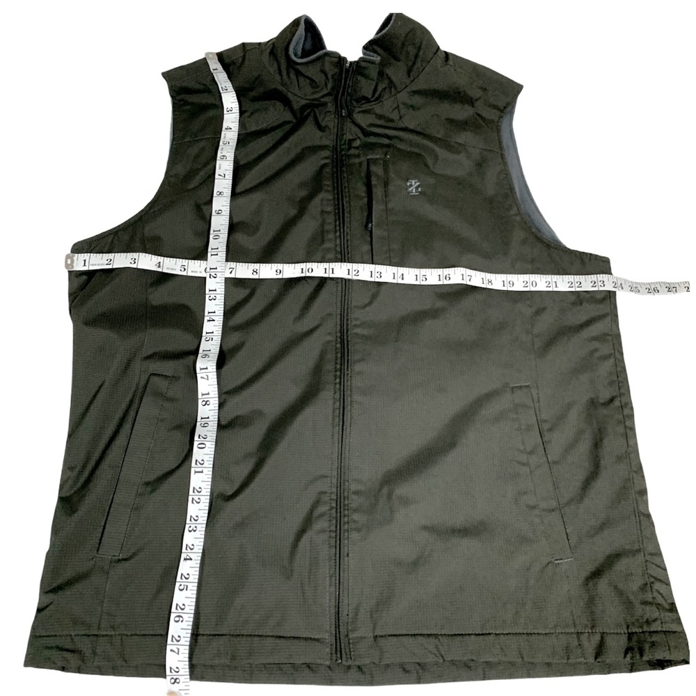 IZOD Mens Oversized Medium Vest Olive water resistant Jacket Eclectic Gr… - Picture 7 of 10